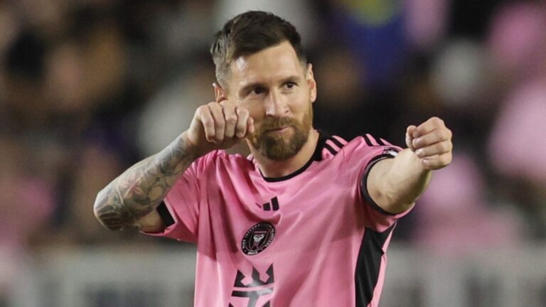 Lionel Messi hat trick