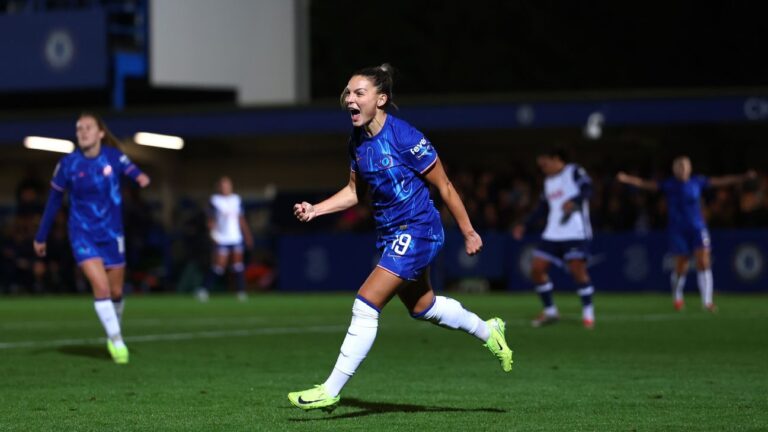 Johanna Rytting Kaneryd inspires Chelsea to win over Spurs
