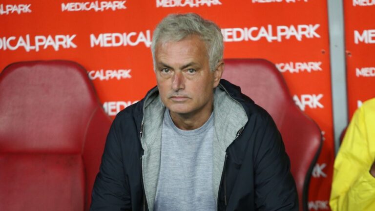 Jose Mourinho angered by questions after Fenerbahce draw
