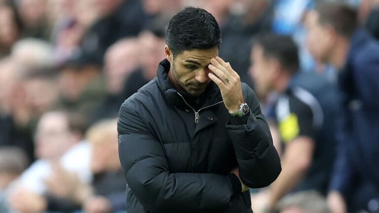Arsenal's depth hurts them, Napoli stumble, Bayern win, more