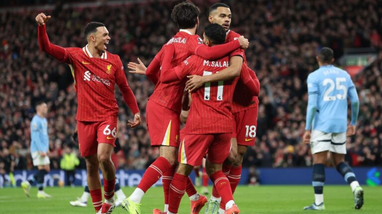 Liverpool show title credentials as Man City's crisis worsens