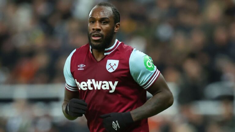 Michail Antonio: West Ham forward has surgery after fracturing leg in 'road accident'
