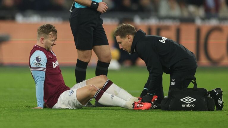 West Ham, England forward Jarrod Bowen suffers foot fracture