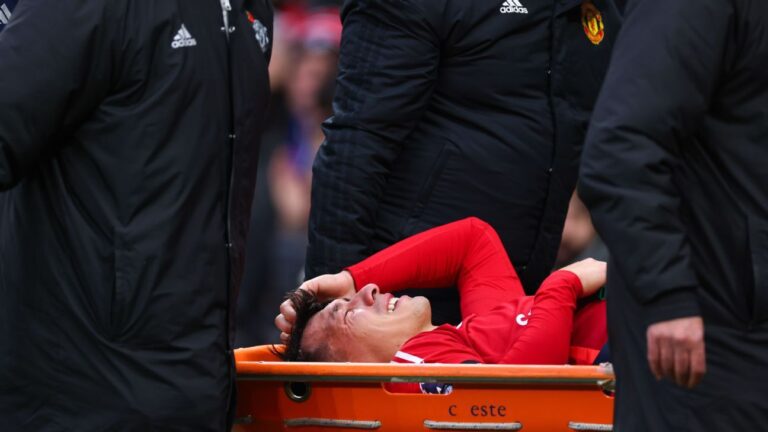 Man United's Lisandro Martínez injury a 'serious situation'