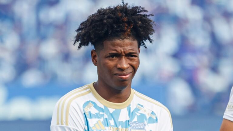 Ecuadorian player's wife and child kidnapped during home invasion